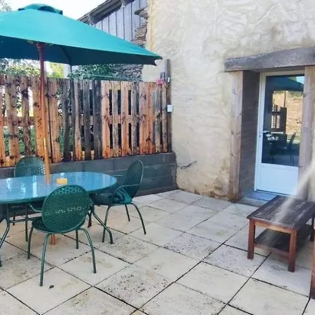 Gite Mimosa Saint-Florent-des-Bois Extérieur photo